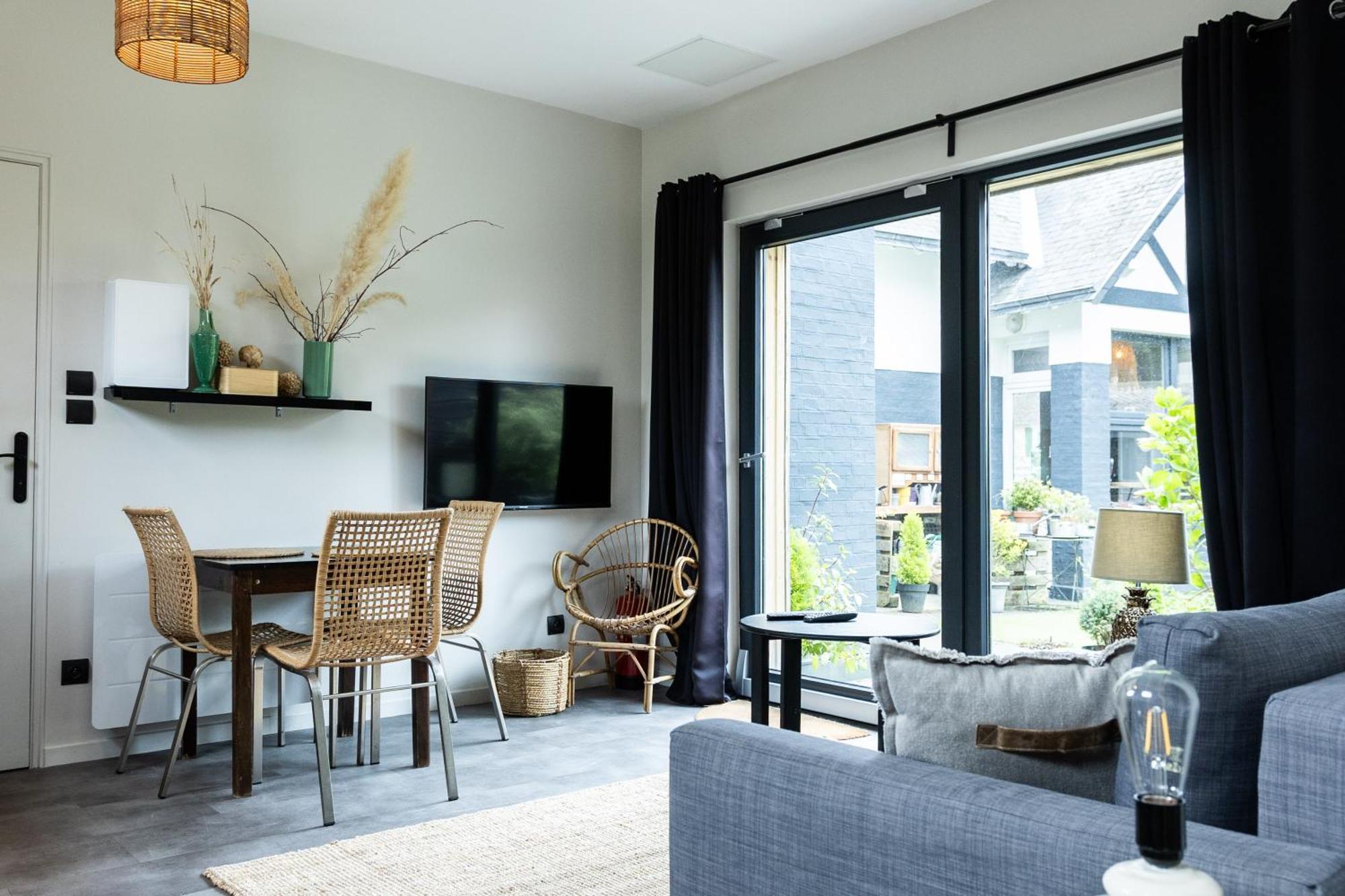 Appartement Beau Sejour - Acces Piscine 滨海克里耶勒 外观 照片